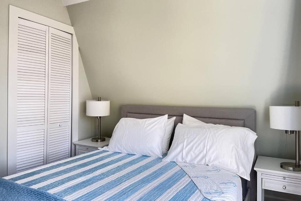 Newly Renovated Carriage House Near Town & Beaches Madison Exterior foto